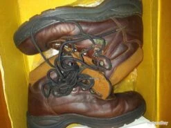 Chaussures De Randonnée AIGLE Modèle PICARDIE