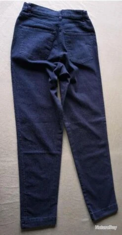 Aigle PANTALON FEMME IMPERIAL LYCRA MARINE T 40 2832/03-40 -Aigle 00004 PANTALON FEMME IMPERIAL LYCRA MARINE T 40 2832 03 40